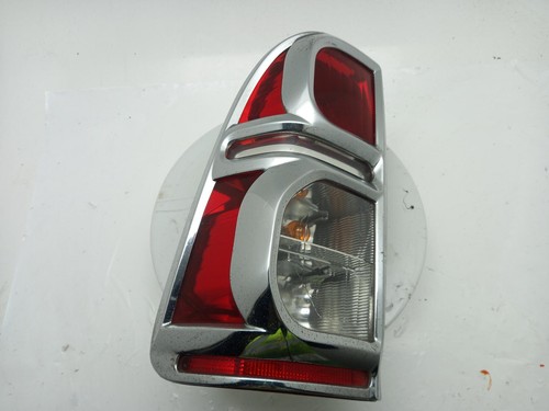 Toyota hilux tail light rear - tail,