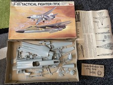 Revell 111 tactical - revell, 1/72