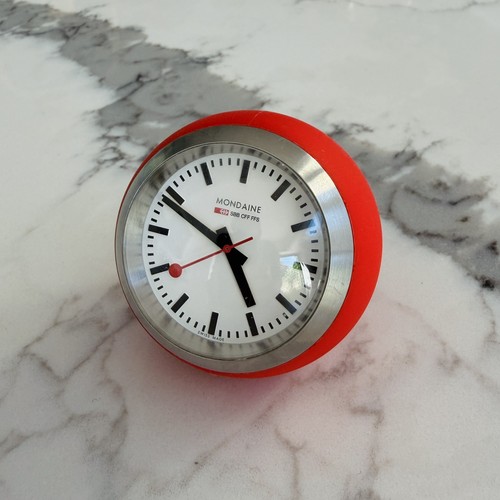 Mondaine red table - mondaine, clock