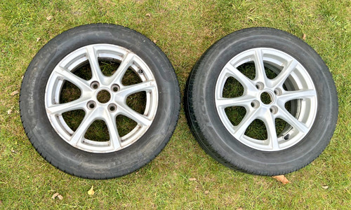 Two 195 r15 - -, tyres