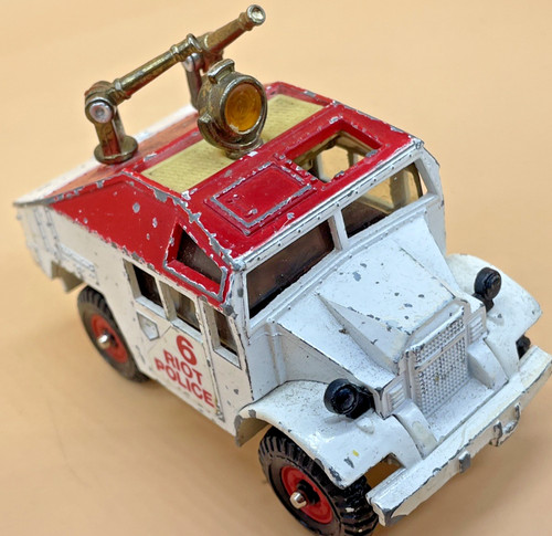 Corgi toys 422 morris - corgi,