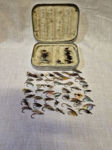 Vintage aluminium fly - fly, box