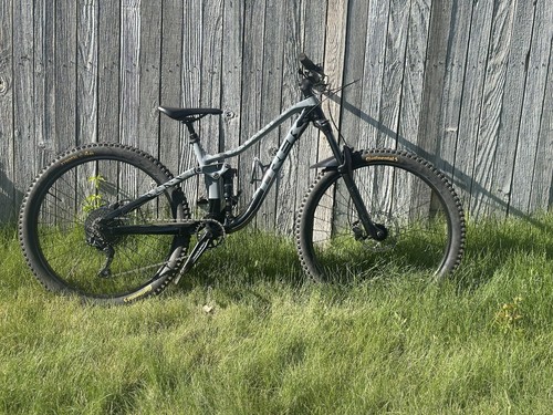 Trek fuel small 27 - fuel, 27.5'