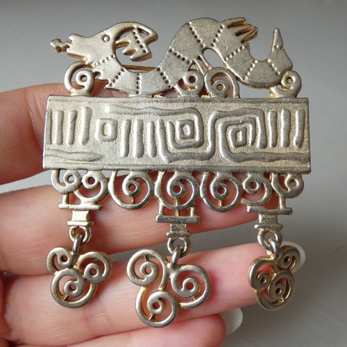 Vintage tariona style brooch - tariona,
