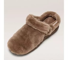 Muk Luks Faux Fur Contour