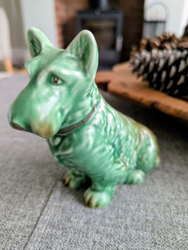 Sylvac dog 1205 green great - dog,