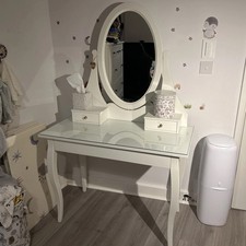 Ikea - dressing table- vanity