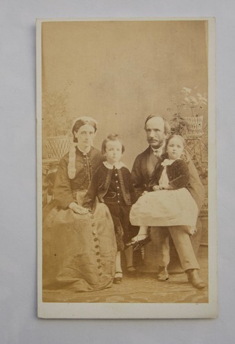 Cdv victorian family - victorian,