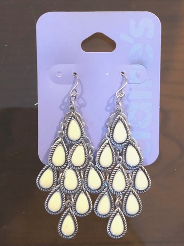 Earrings cream dangly tear - earrings,