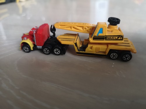 Micro machines crane - crane, semi