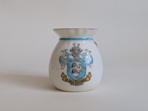 Goss crested china rare - w,