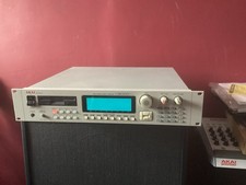 AKAI S3000XL MIDI Digital