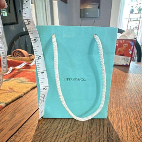 Tiffany small blue - co., paper
