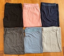 Ex-Famous Store Lounge