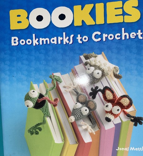Bookies bookmarks to crochet - bookies,