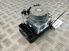 2016 TRIUMPH TIGER EXPLORER XRX 1200 ABS Pump T2024230