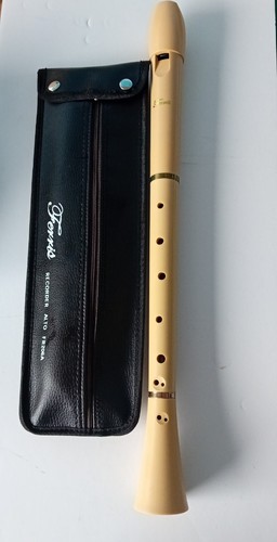 Ferris alto recorder cream - ferris,