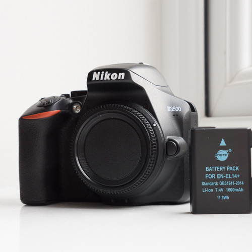 Nikon d3500 2mp body only - nikon,