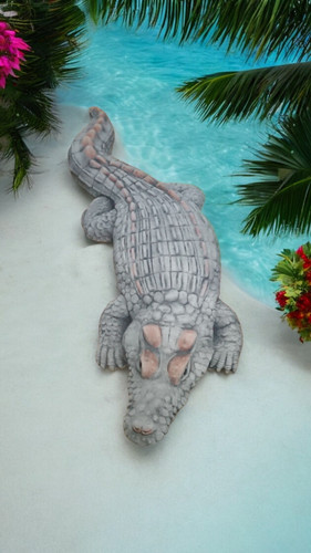 Latex and fibreglass mould - latex,