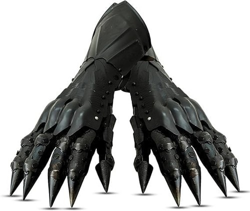 Medieval gothic claw gauntlet - claw,
