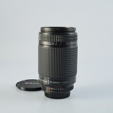 EXCELLENT Nikon AF NIKKOR 70-300mm F/4-5.6 D Zoom Lens