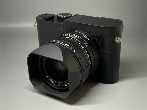 Leica monochrom digital - q2,