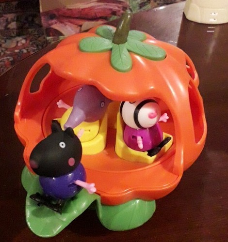 Peppa pig once - pig, upon