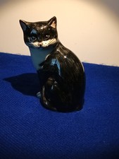 Babbacombe Pottery Sitting
