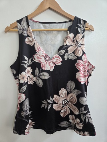 Shein scalled neck - scalled,