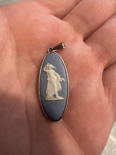 Vintage wedgewood pendant - vintage,