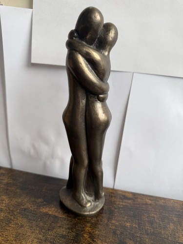 Lovers nude embrace - lovers, resin
