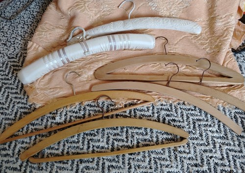 Vintage wooden coat - x,