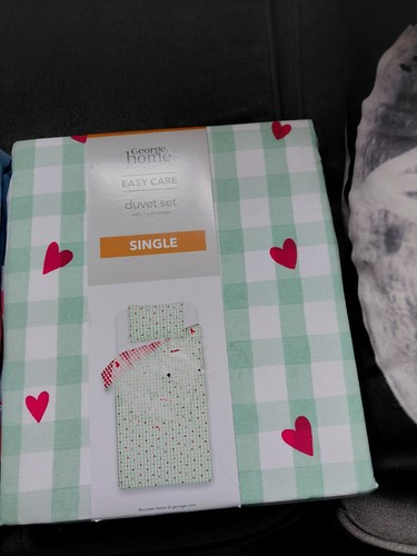 Single bedding brand new - single,