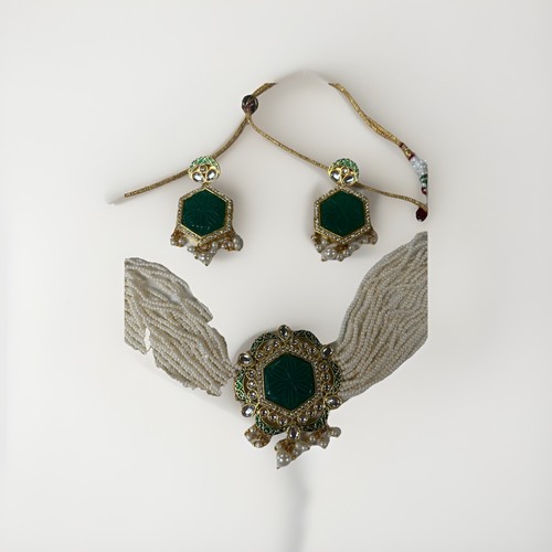 Indian jewellery set
