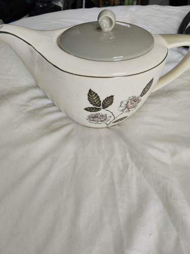 Crown devon ivory queen teapot - devon,