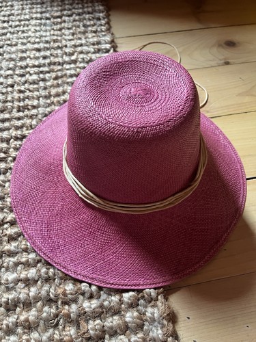 Artesano hat nwt - nwt, pink