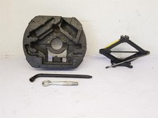 2008-2015 MK1 JAGUAR XF VEHICLE JACK FOAM TOOL KIT 8X2317080AA