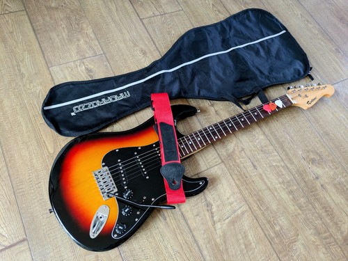 Rockburn stratocaster - rockburn,