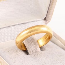 Antique / Vintage Solid 22Ct Gold 11.2g  Wedding Ring / Band Ring