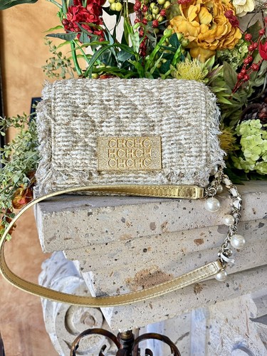 Carolina herrera boucle - herrera, ch