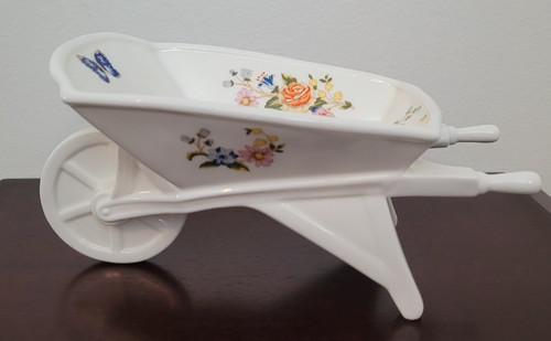 Aynsley fine bone - bone, china