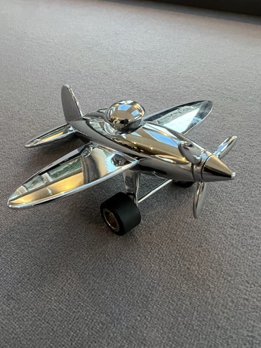 Aeroplane ornament - aeroplane,