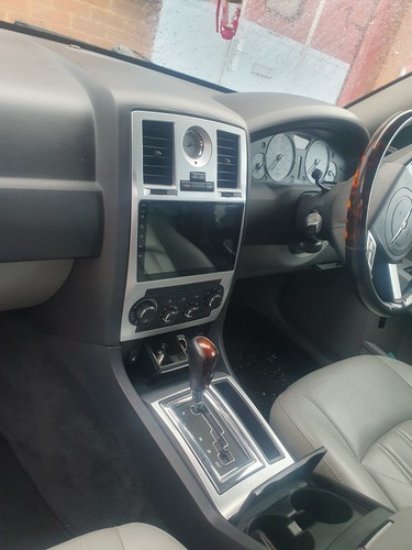 Chrysler 300c hemi - chrysler,