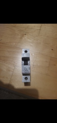 Legrand amp curve 6ka - 16, b