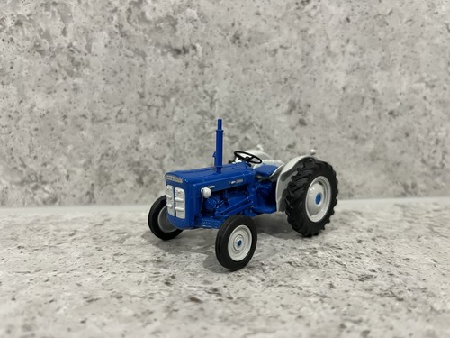 Corgi fordson super - corgi, dexta