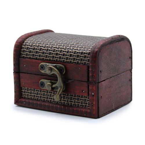 Rustic colonial style - colonial, trunk