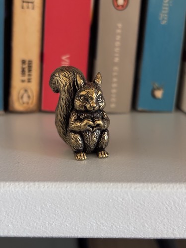 Superb brass squirrel - -, heart