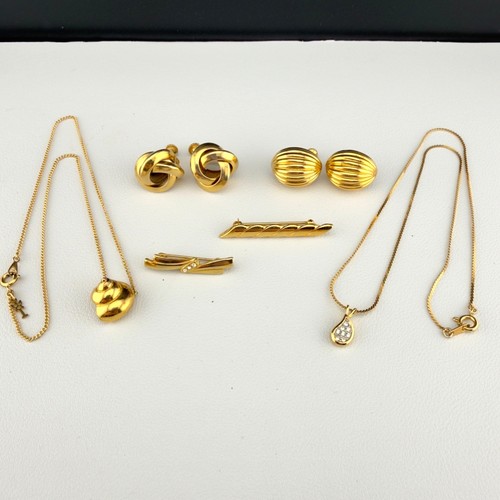Vintage gold tone jewelry lot - tone,