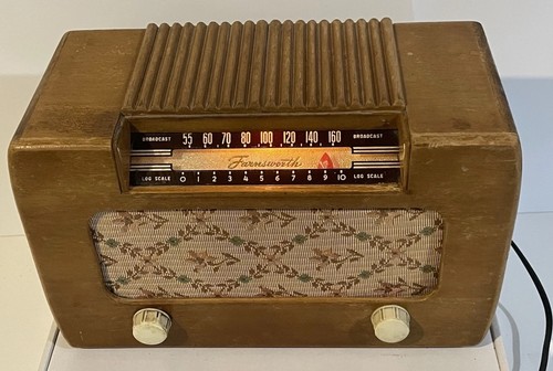 Antique farnsworth tube radio - farnsworth,