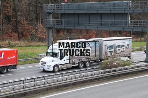 Truck photo iveco - truck,
